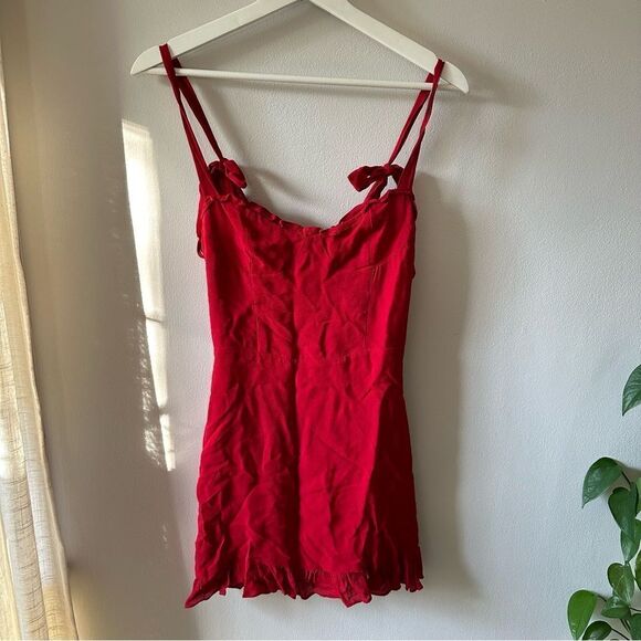 Reformation Christine Dress in Lipstick Red - Picture 5 of 10